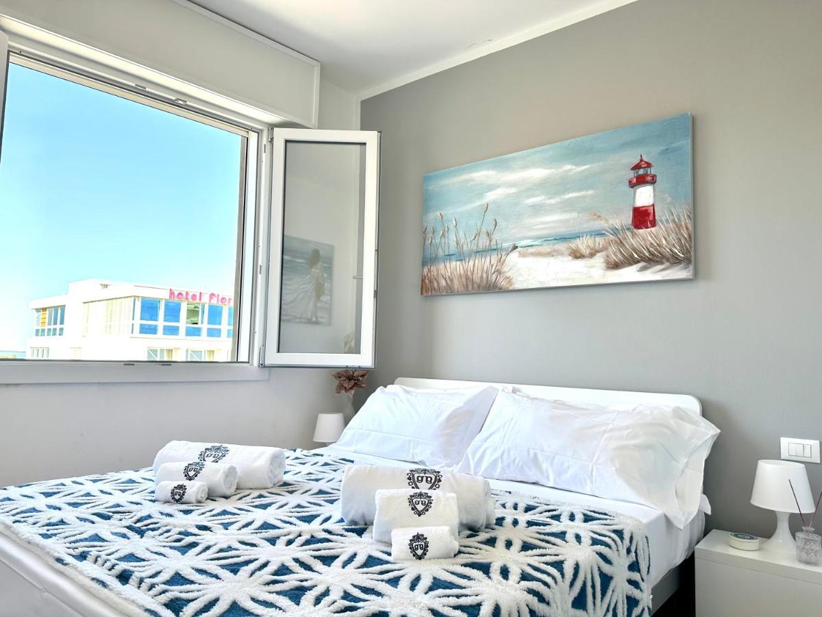 Beach Front Apartment Sabbiadoro 리그나노 사비아도로 외부 사진