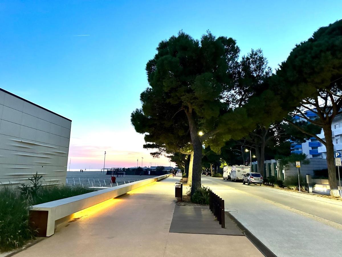 Beach Front Apartment Sabbiadoro 리그나노 사비아도로 외부 사진