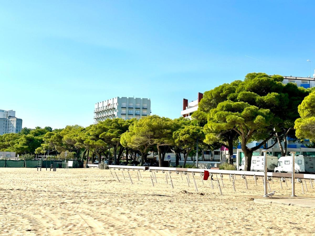 Beach Front Apartment Sabbiadoro 리그나노 사비아도로 외부 사진